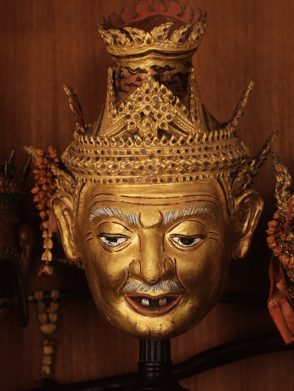 Khon剧院（金属）的Reshi或隐士面具 作者 泰国学校