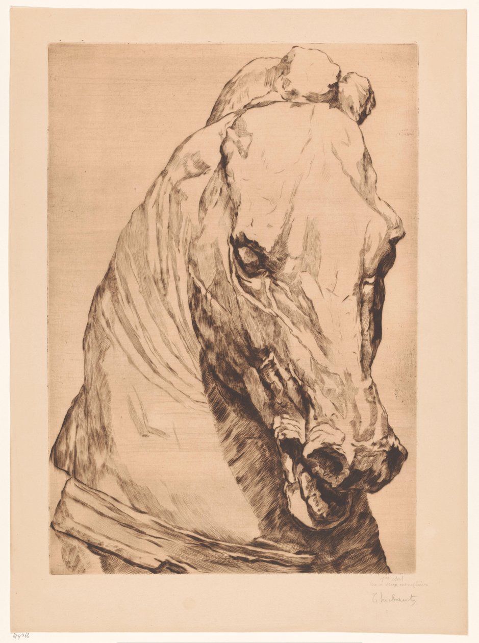 古董雕像上的独角兽头像 作者 Thiebautz（艺术家签名）