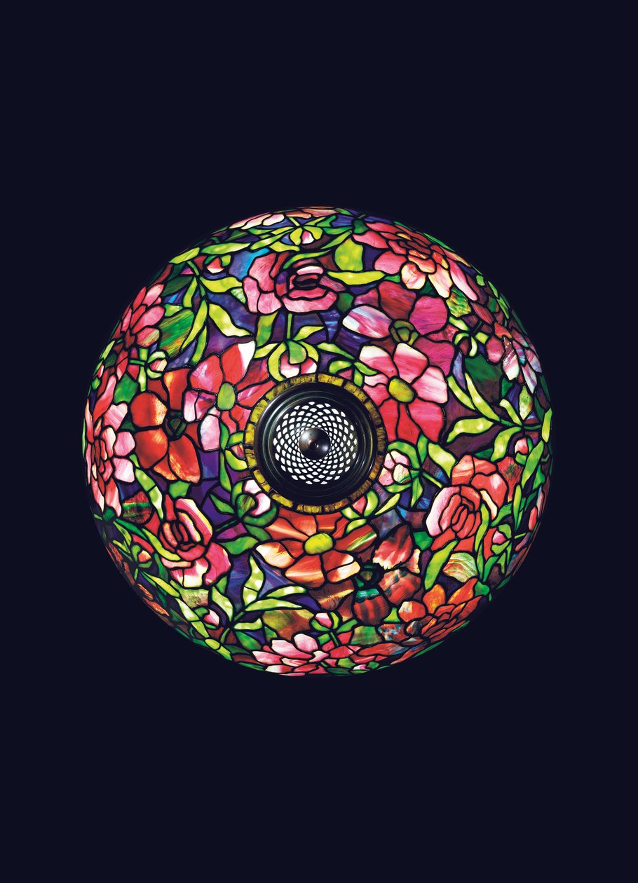 牡丹落地灯，约1910年（含铅玻璃和青铜）（另请参阅2647649） 作者 蒂芙尼公司