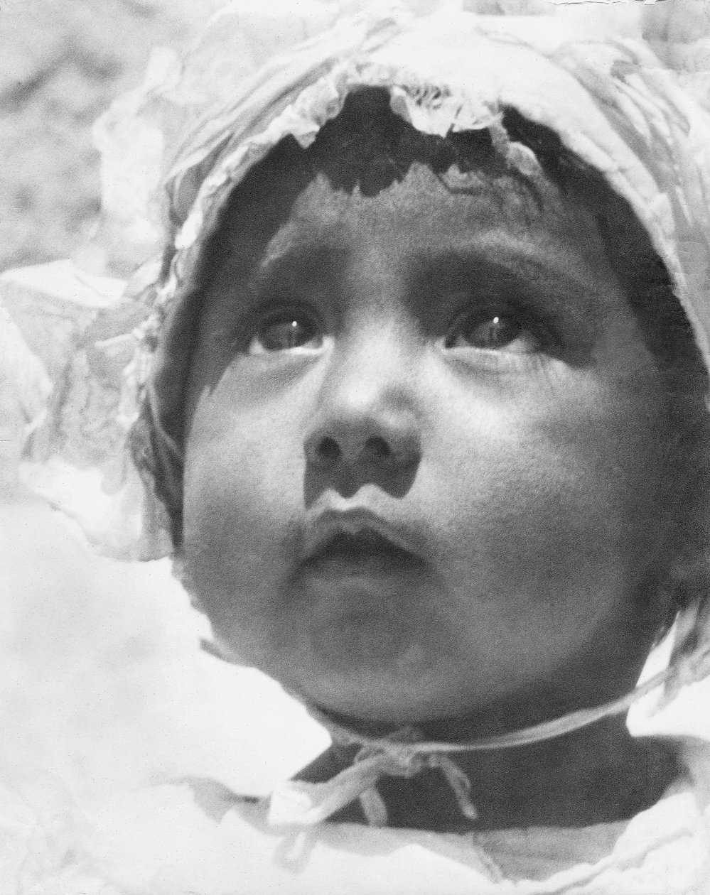 Lupe Rivera Marin，1924年，墨西哥城Diego Rivera和Lupe Marin的第一个女儿 作者 蒂娜·莫多蒂