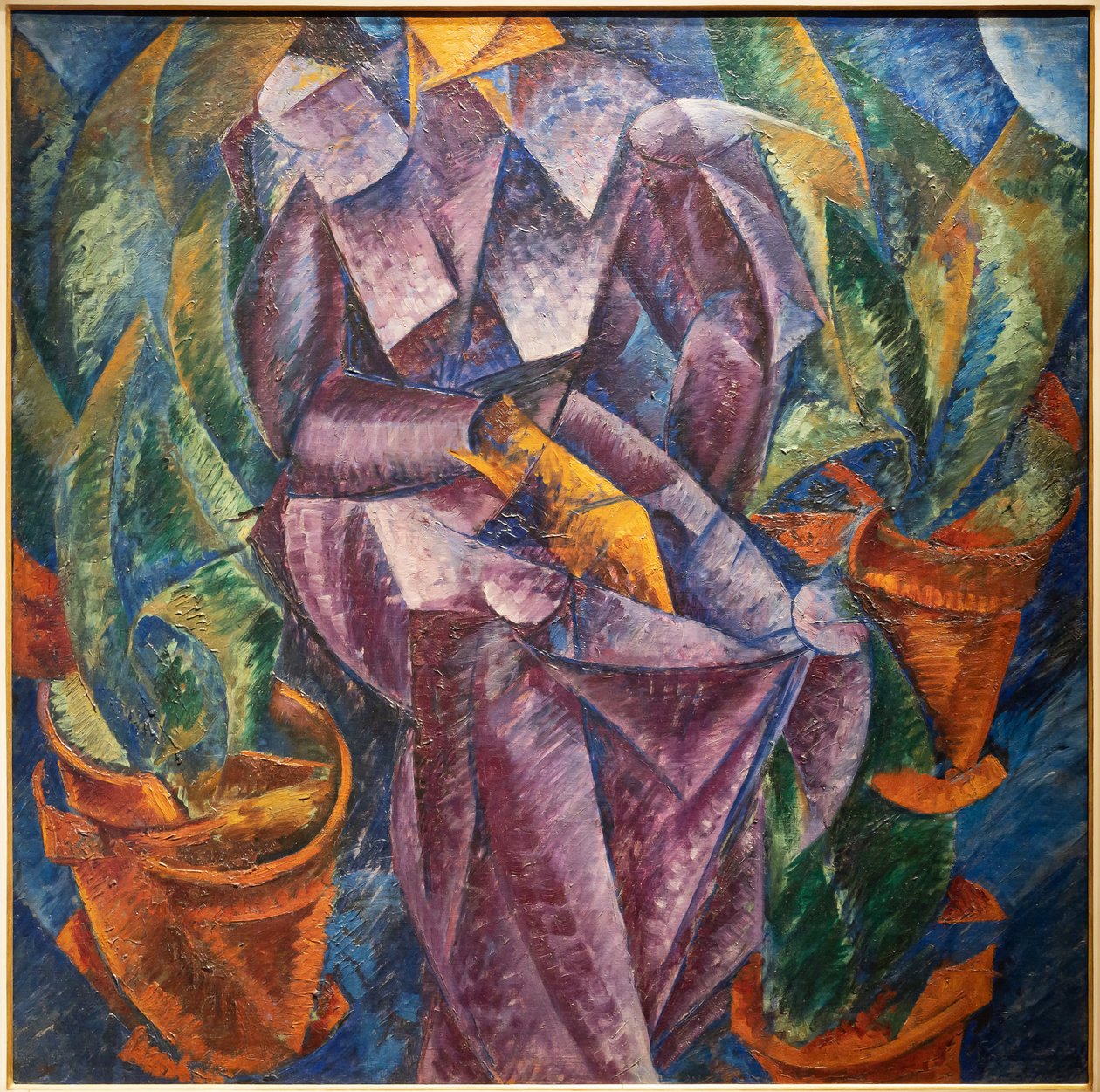 螺旋垂直造价坐着的女人 作者 翁贝托·博西奥尼（Umberto Boccioni）