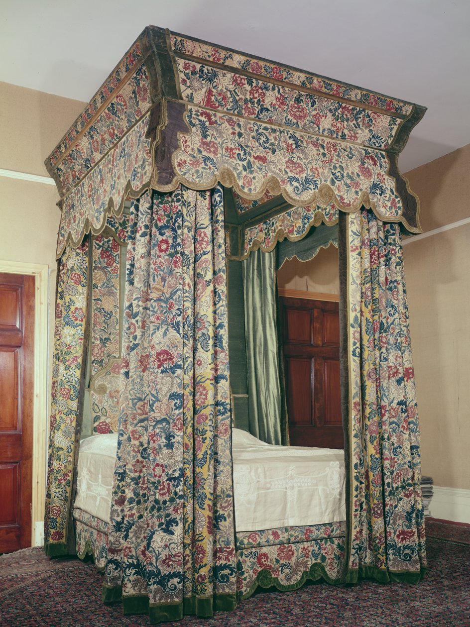 四柱床，绣花挂饰，c.1702-10 作者 未知未知