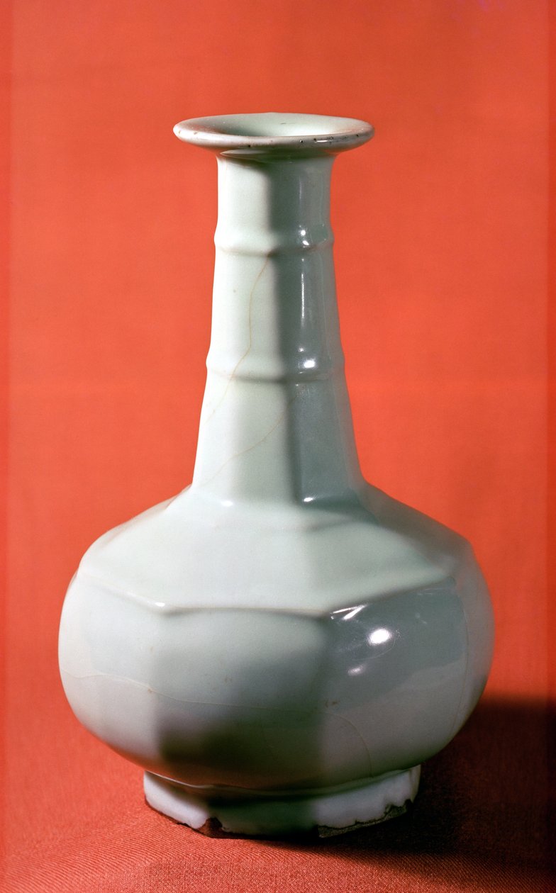 宽尧八角瓶，南宋1127-1279 作者 未知未知