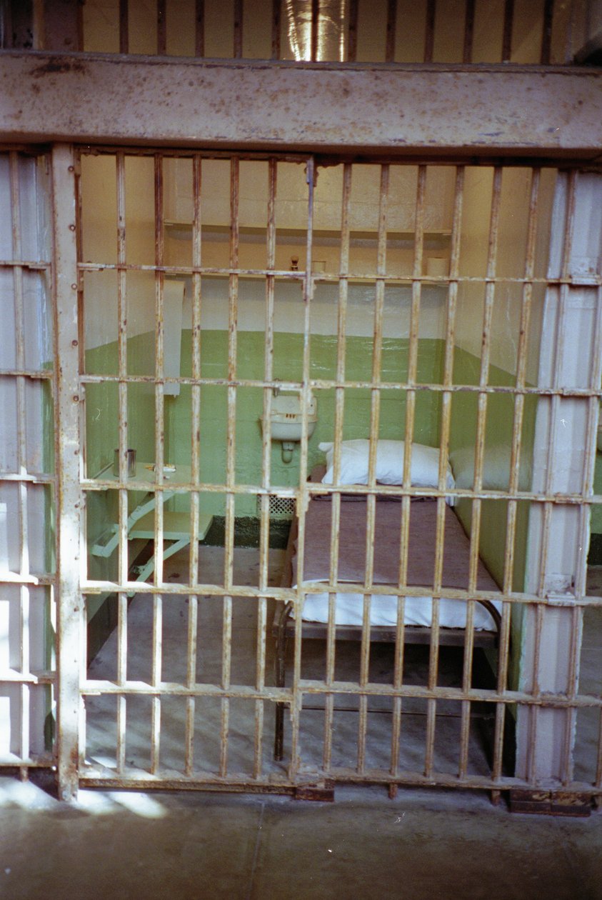 监狱牢房在Alcatraz，1994年 作者 未知未知