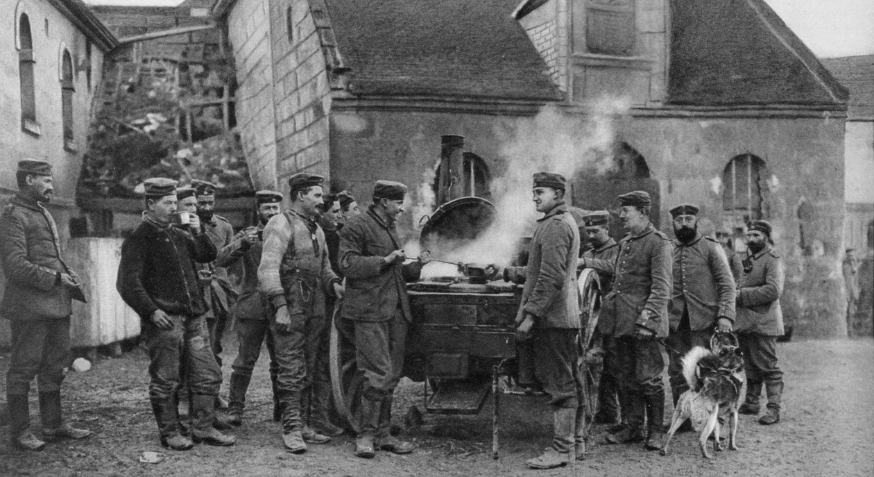 第一次世界大战，1915年在法国村庄的德国陆军野战厨房 作者 不明