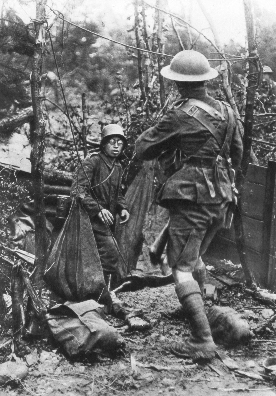 第一次世界大战，1918年7月18日，一名德国士兵投降，法国埃纳 作者 不明