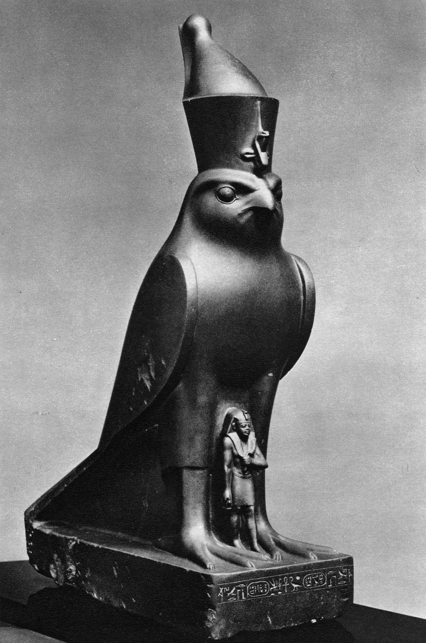荷鲁斯猎鹰与国王Nectanebo I 380 BC-362 BC，c370 BC 1936 作者 不明
