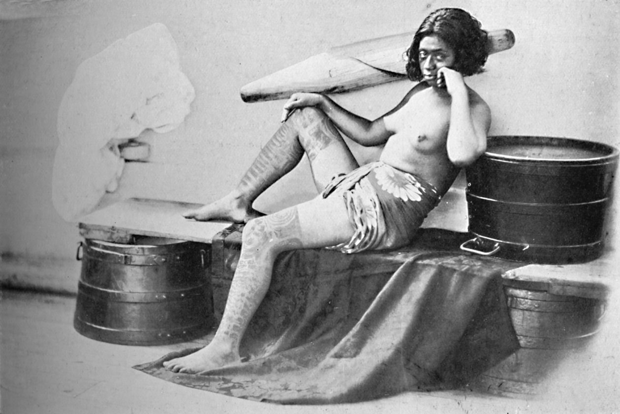 马克萨（Marquesa）女人的腿下部完全纹身，1902年 作者 不明