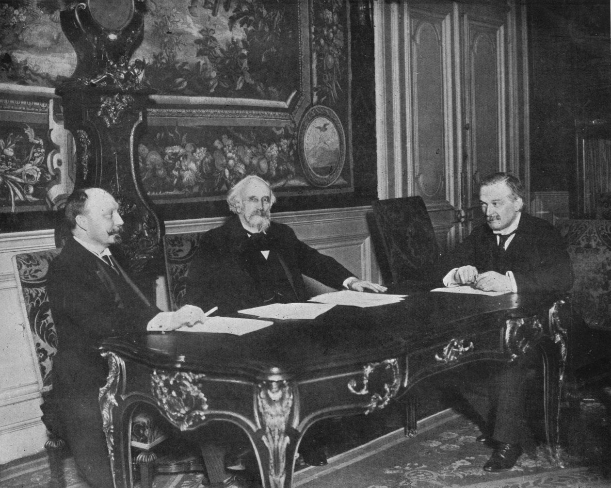 1915年在巴黎举行的同盟国财务会议。 作者 不明