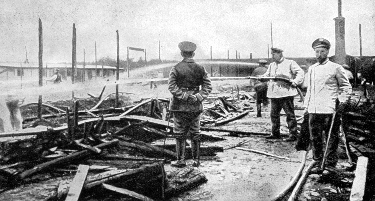 第一次世界大战，1915年德国一次火灾毁坏了监狱 作者 不明
