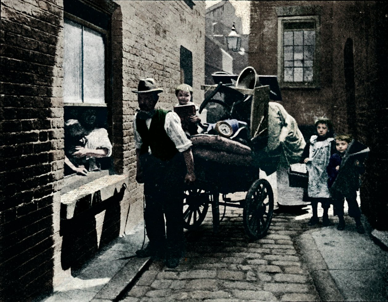 1901年在伦敦Slumopolis搬家 作者 不明