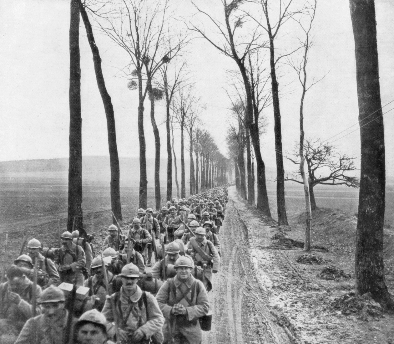 法国步兵团前线，1918年3月30日，法国 作者 不明