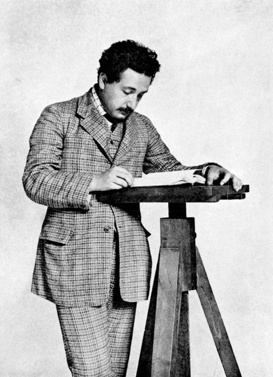阿尔伯特·爱因斯坦（Albert Einstein）1879-1955，德国瑞士数学家和理论物理学家，1905年 作者 不明