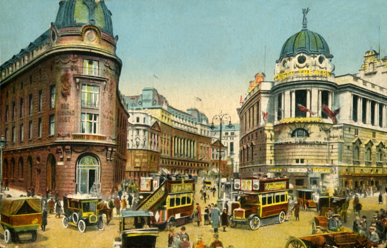 伦敦Aldwych，约建于1910年。 作者 不明