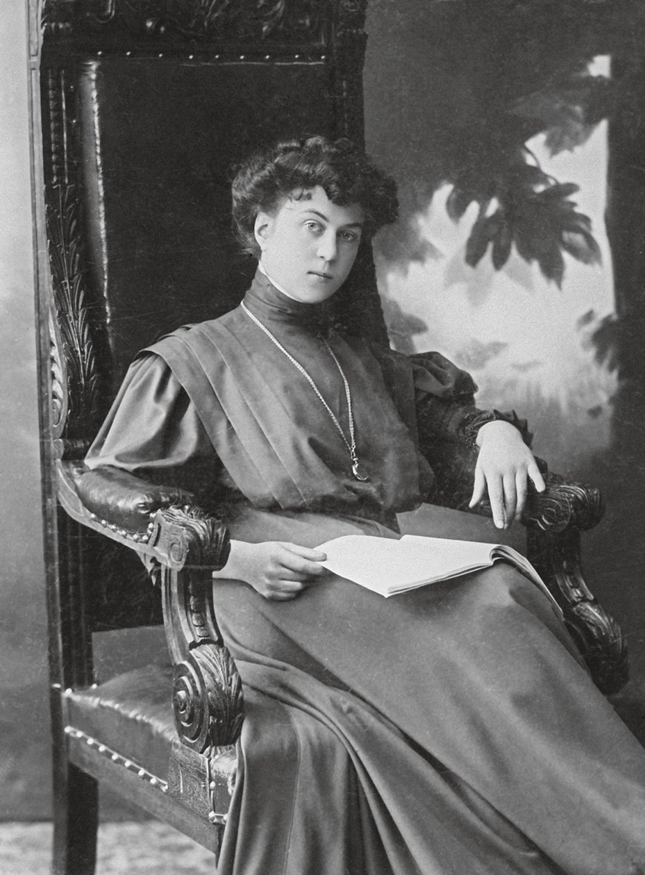 亚历山德拉（Alexandra Mikhailovna Kollontai）1872-1952，1910年代 作者 不明