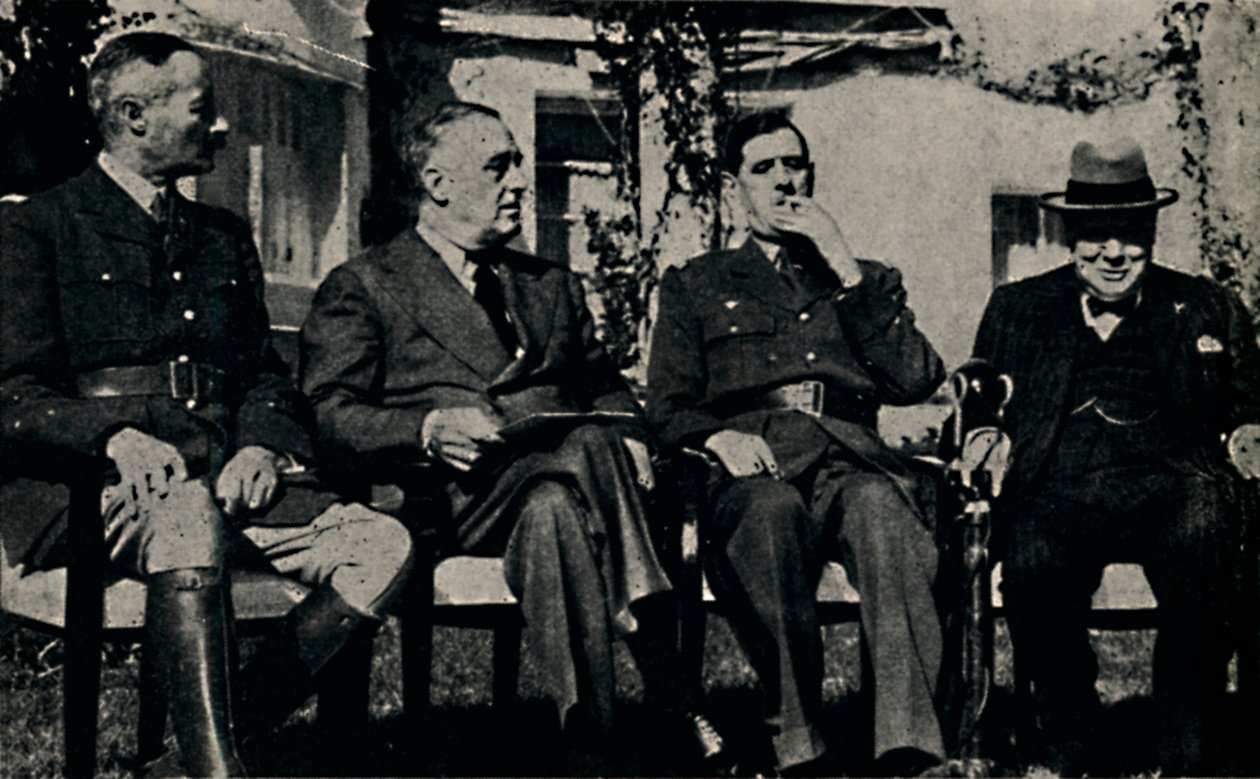 1945年1月，在法属摩洛哥卡萨布兰卡举行的盟国会议。 作者 不明