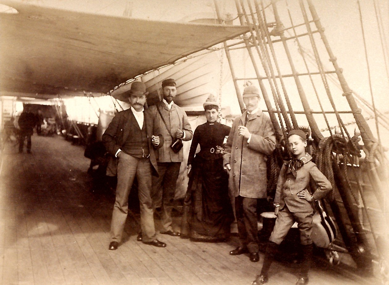 An Bord der Fulda, showing D. Blottnitz, Frau Dr. Hildebrand Koch, Kirchner, and Wilh.马林克罗特乘坐 "富尔达 "号蒸汽船穿越大西洋 作者 不明
