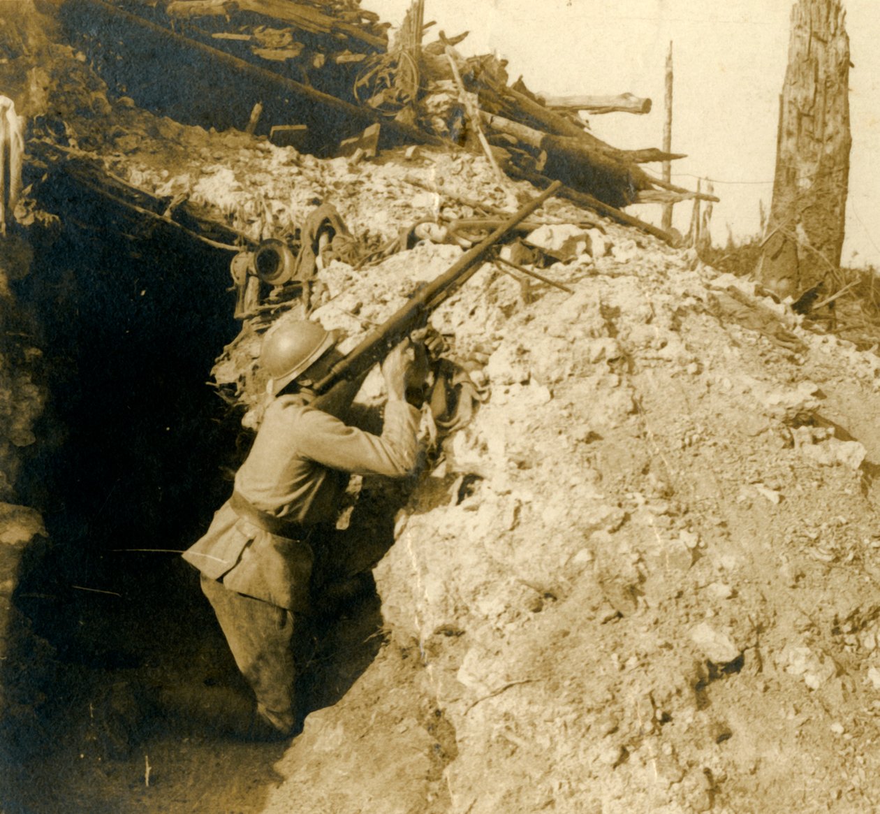 使用机枪的高射炮射击，c1914-c1918 作者 不明