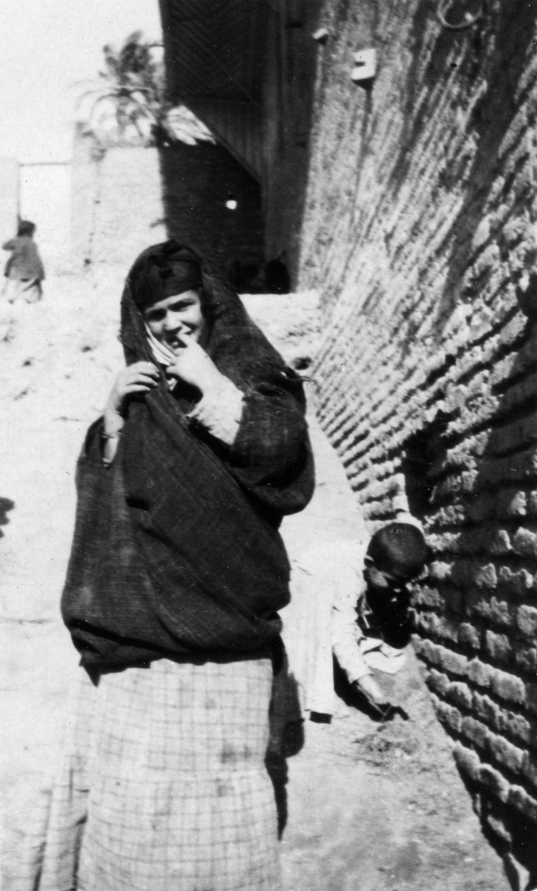 阿拉伯妇女，伊拉克，1917-1919 作者 不明