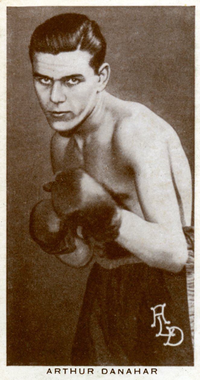 英国拳击手亚瑟·达纳哈（Arthur Danahar），1938年 作者 不明