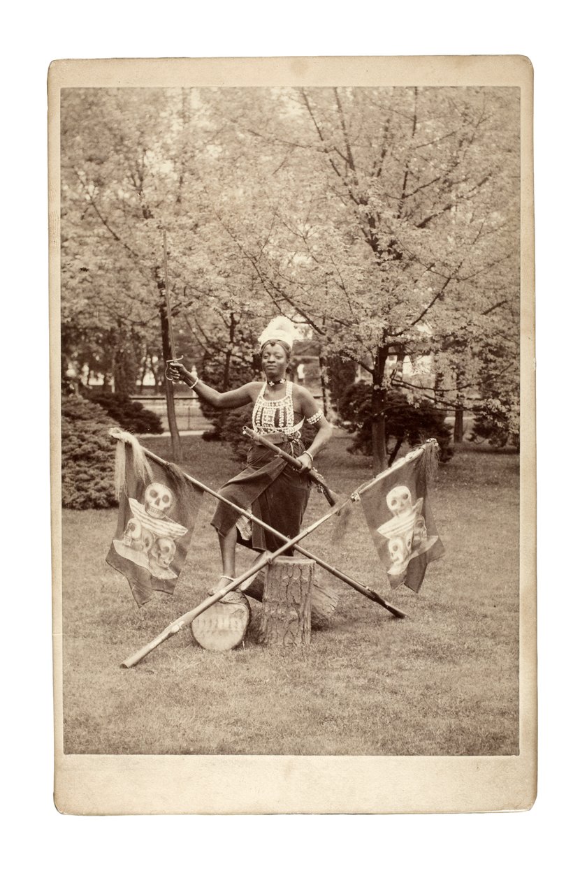 阿散蒂集团讲座，德国1890年代（黑白照片）。 作者 不明