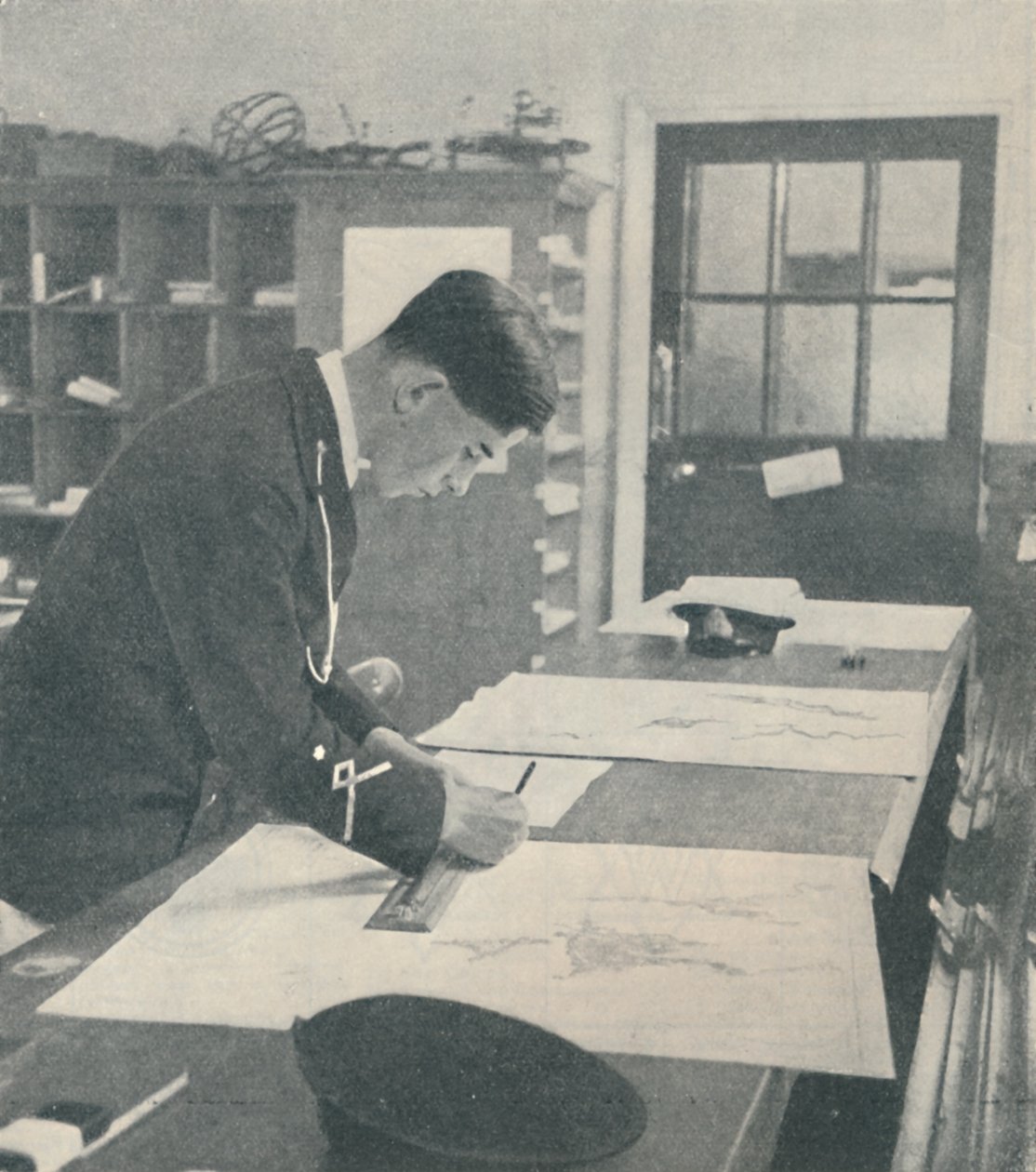 1936年，在达特茅斯皇家海军学院学习 作者 不明