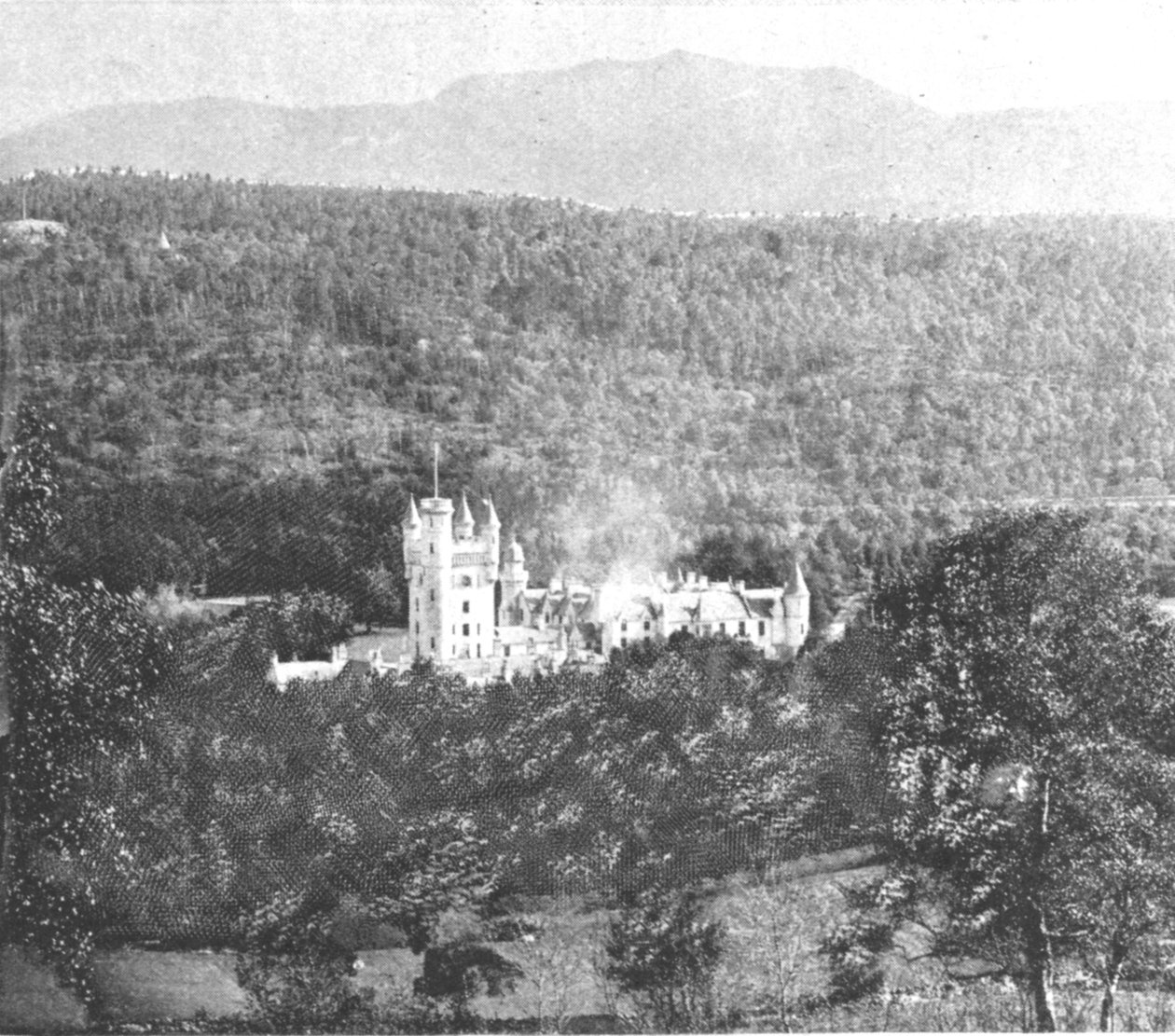 1901年维多利亚时代的巴尔莫勒尔城堡。 作者 不明