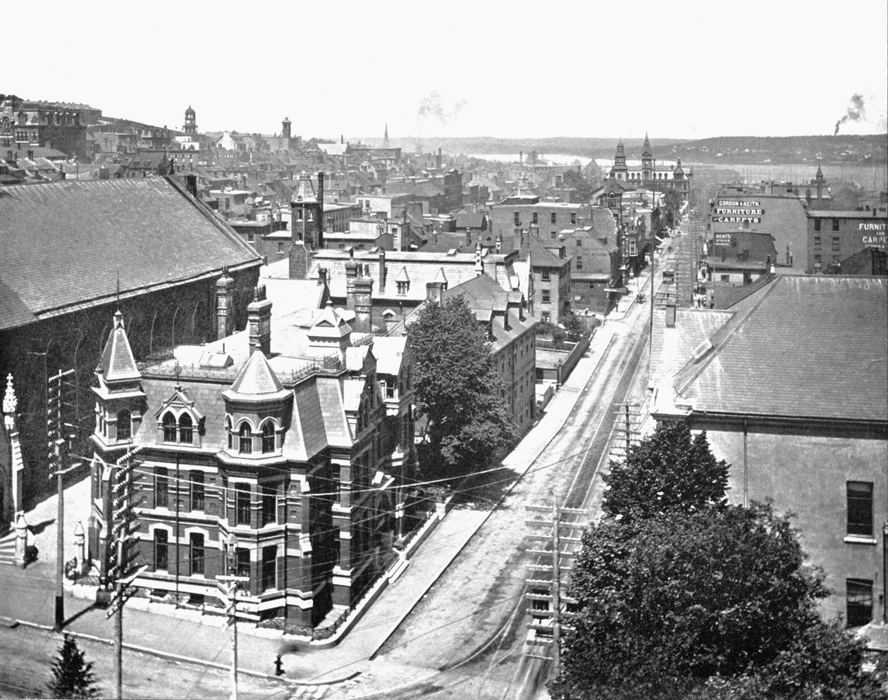 加拿大新斯科舍省哈利法克斯的巴灵顿街，建于1900年。 作者 不明