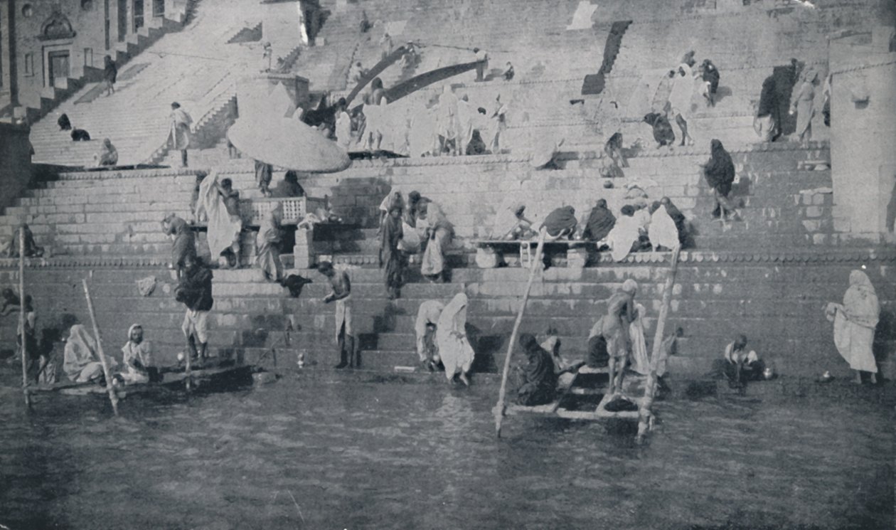 1924年在贝纳雷斯（Benares）沐浴 作者 不明
