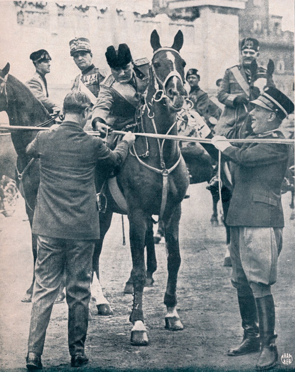 贝西托·墨索里尼（Benito Mussolini），意大利法西斯领导人，1922年至1933年 作者 不明