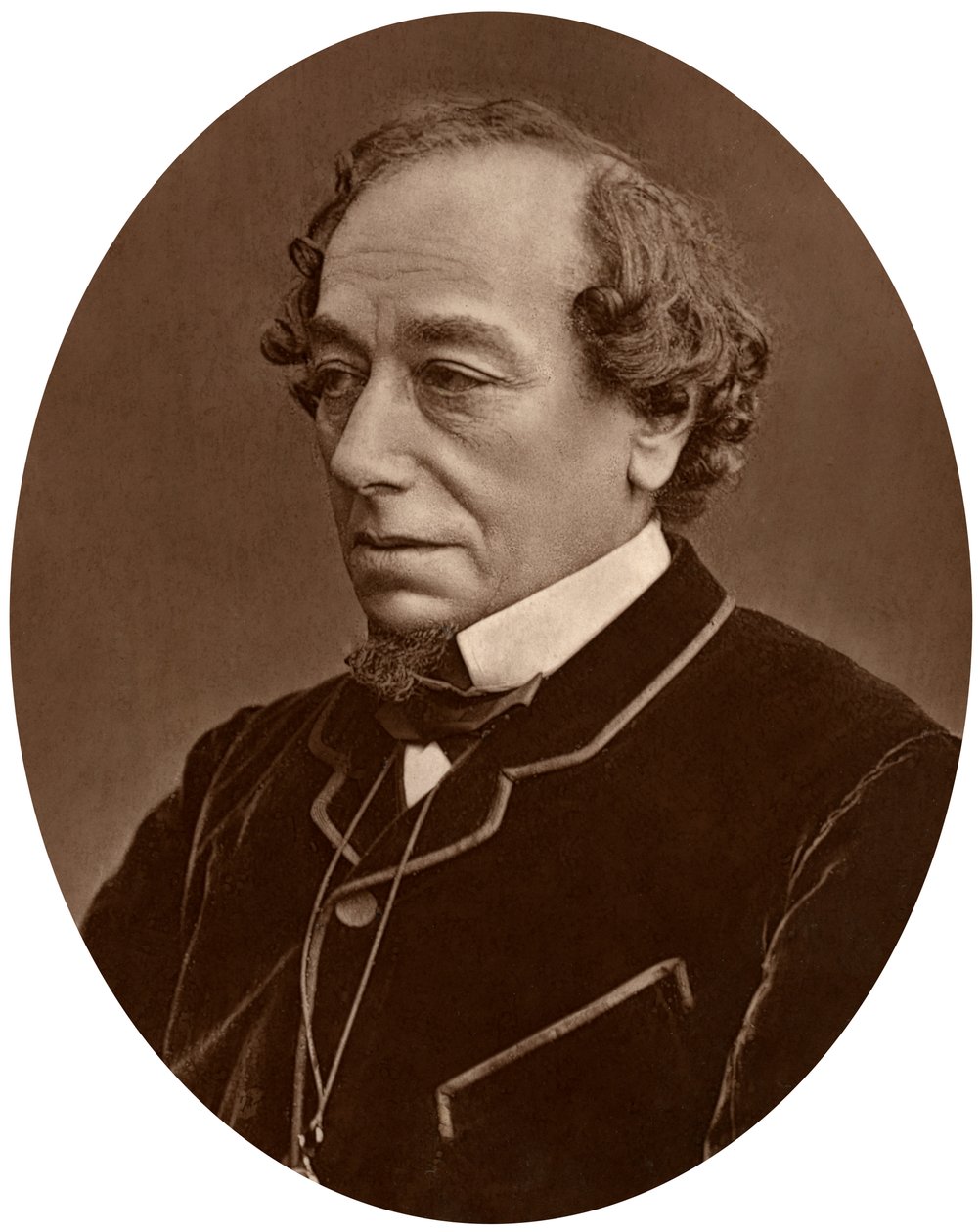本杰明·迪斯雷利（Benjamin Disraeli），比肯斯菲尔德伯爵，总理，1881年 作者 不明