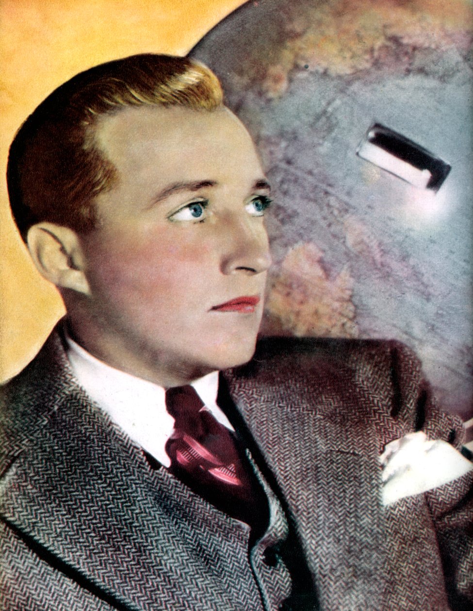 宾·克罗斯比（Bing Crosby），美国歌手和演员，1934-1935年 作者 不明