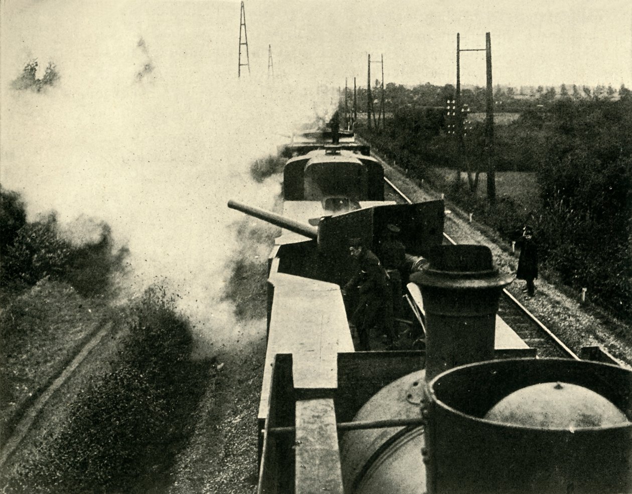 英国海军装甲列车，第一次世界大战，1914年，c1920。 作者 不明