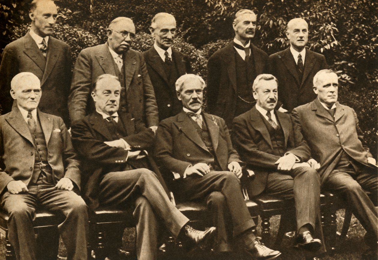 国民政府内阁，1931年，1933年。 作者 不明