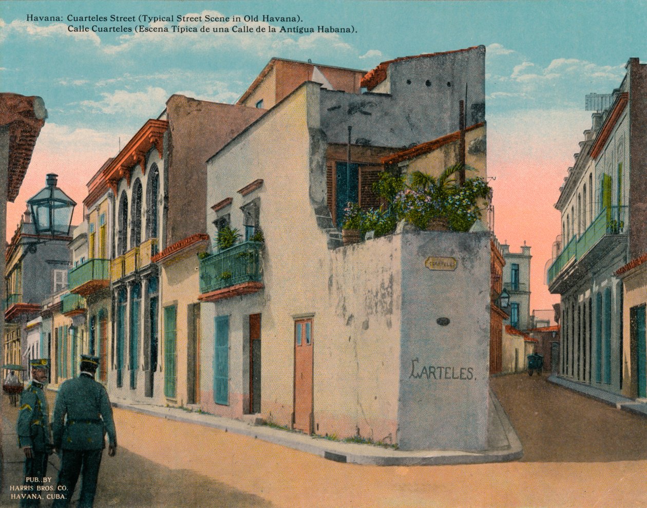Calle Cuarteles，古巴哈瓦那老城的典型街景，c1920 作者 不明