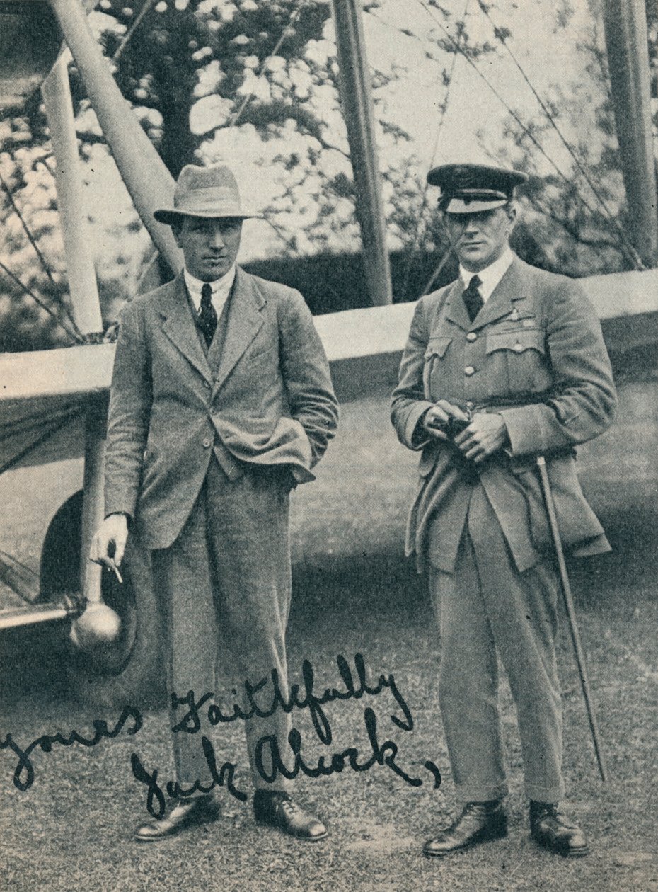 约翰·阿尔考克上尉和亚瑟·惠顿·布朗中尉，英国飞行员，c1919至1937年 作者 不明