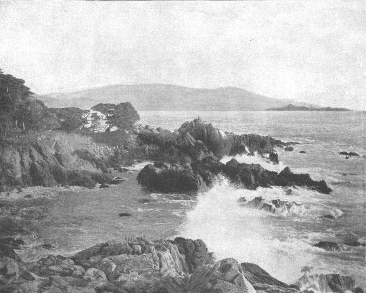 美国加利福尼亚州卡梅尔湾，摄于1900年。 作者 不明