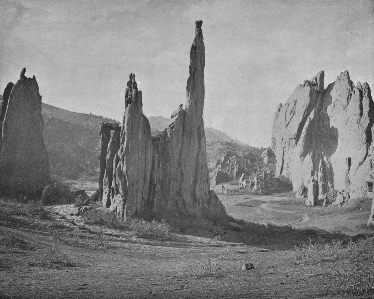 大教堂尖顶，众神的庭院，科罗拉多，美国，c1900。 作者 不明