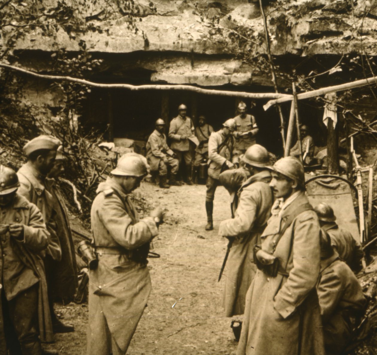 洞穴，曼纳维列斯，法国，c1914-c1918 作者 不明