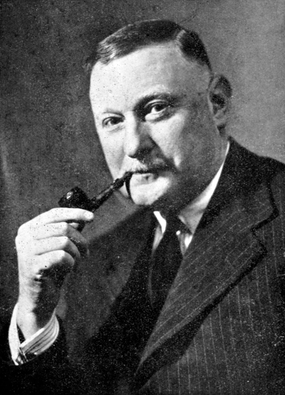 塞西尔·约翰·查尔斯街（Cecil John Charles Street）1884-1965年，英国小说家，二十世纪初 作者 不明