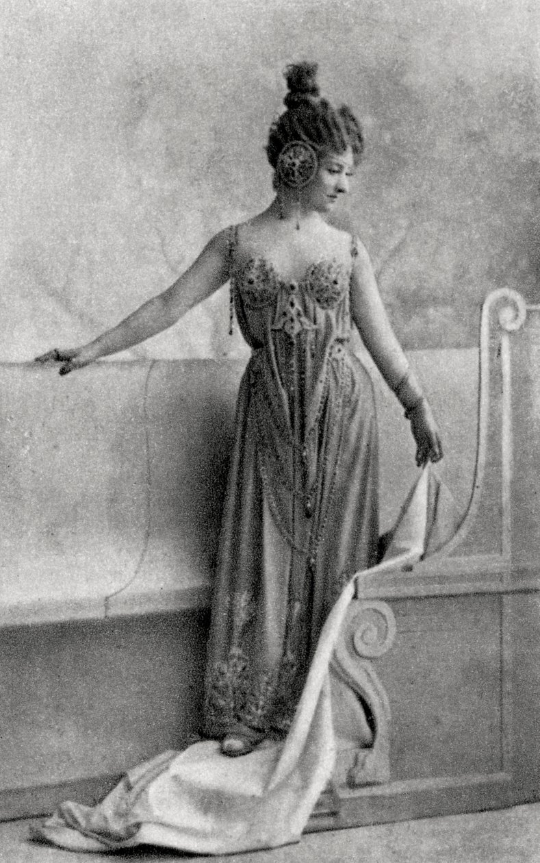 塞西尔·索雷尔（Cecile Sorel），法国女演员，1893年 作者 不明