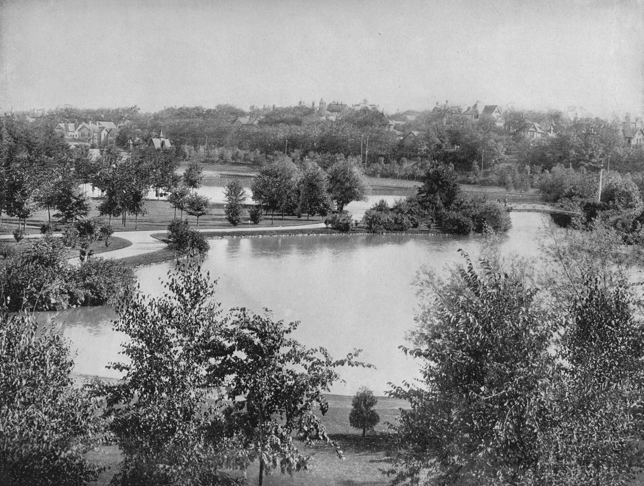 明尼阿波利斯中央公园，建于1897年。 作者 不明