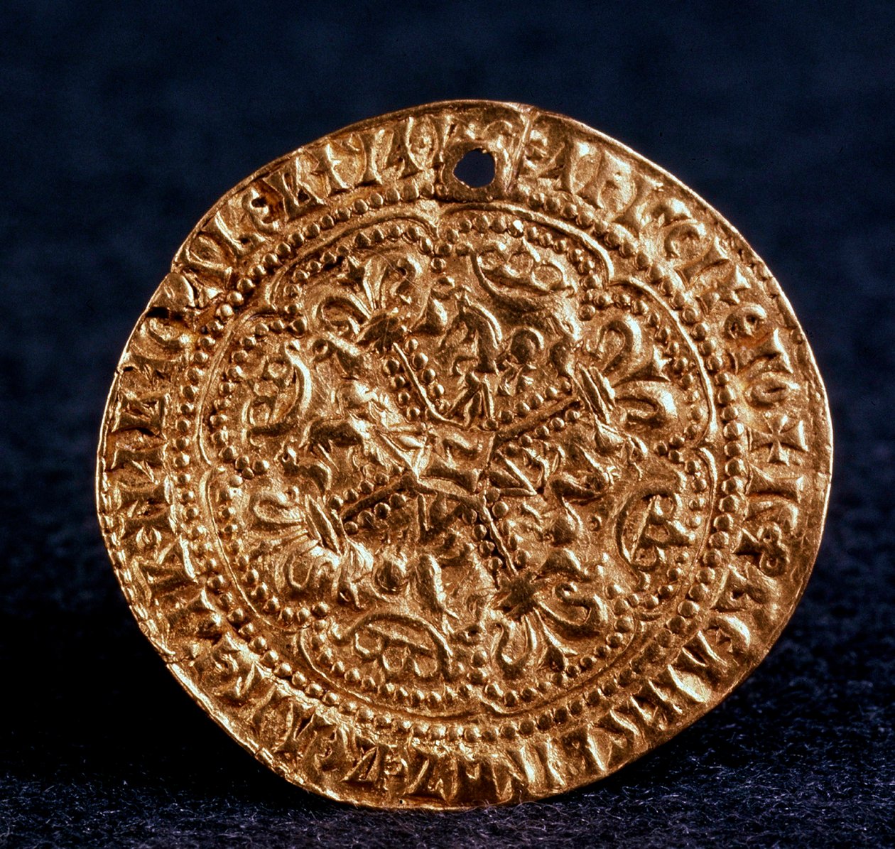 沙皇伊凡三世厌恶的硬币Korabelnik：开花十字架，1471-1490年 作者 不明