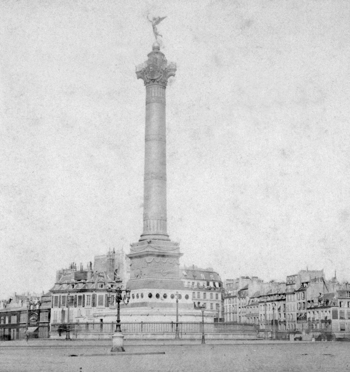 19世纪末或20世纪初，法国巴黎巴士底广场的朱尼特（Colonne de Juillet） 作者 不明