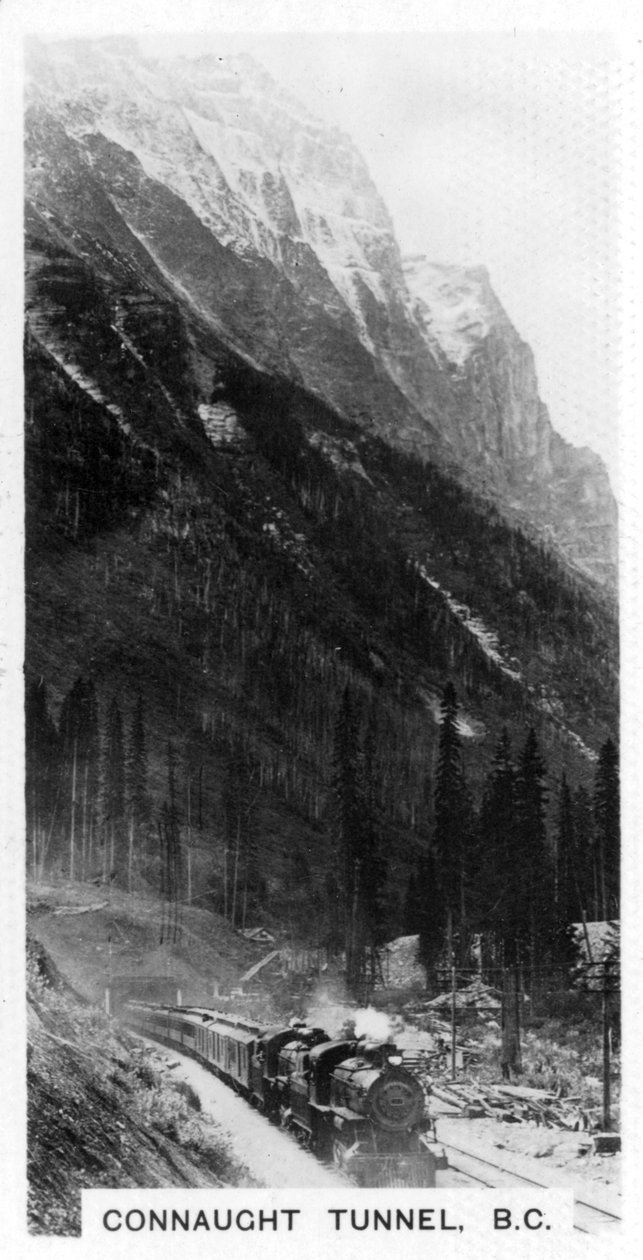 加拿大不列颠哥伦比亚省的康诺特（Connaught）隧道，建于1920年代 作者 不明