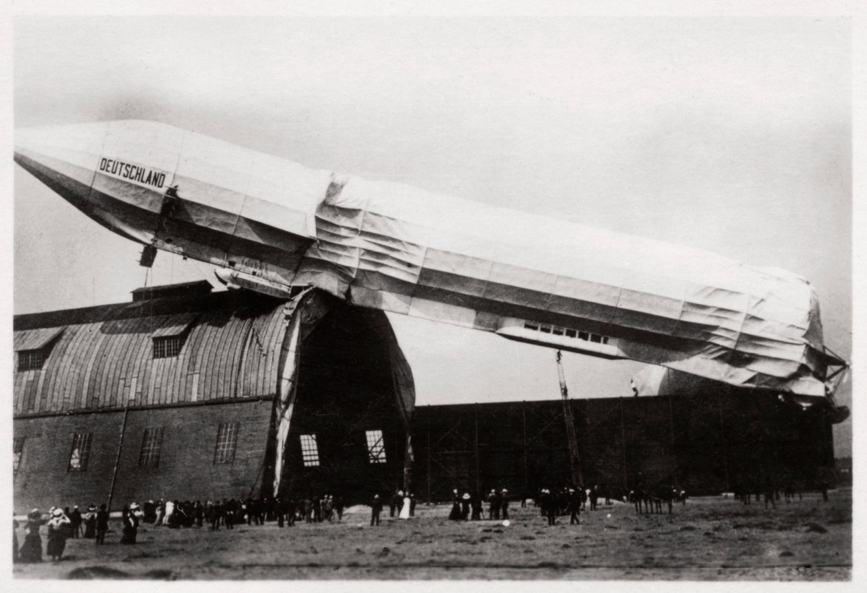 坠毁的齐柏林飞艇LZ 8 Deutschland II，杜塞尔多夫，德国，1931年，1933年 作者 不明