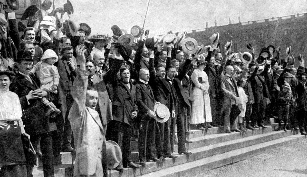敌对行动爆发，1914年第一次世界大战在德国爆发的战争中，人们欢呼雀跃 作者 不明