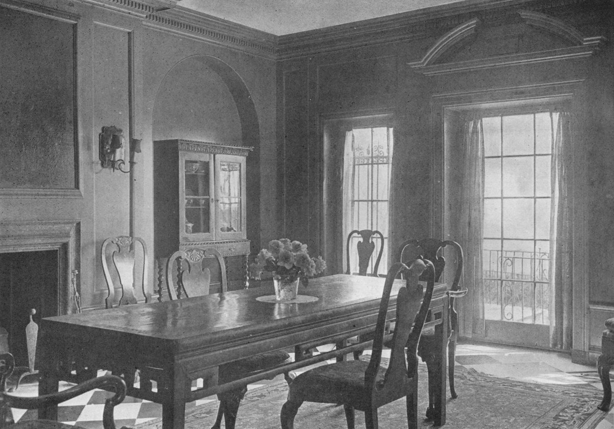 餐厅，朝花园露台眺望，WK Vanderbilt夫人的房子，纽约，1924年 作者 不明
