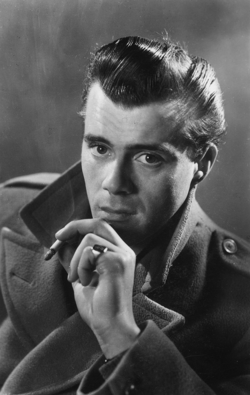德克·波加德（Dirk Bogarde）1921-1999，英国演员，c1950年代 作者 不明