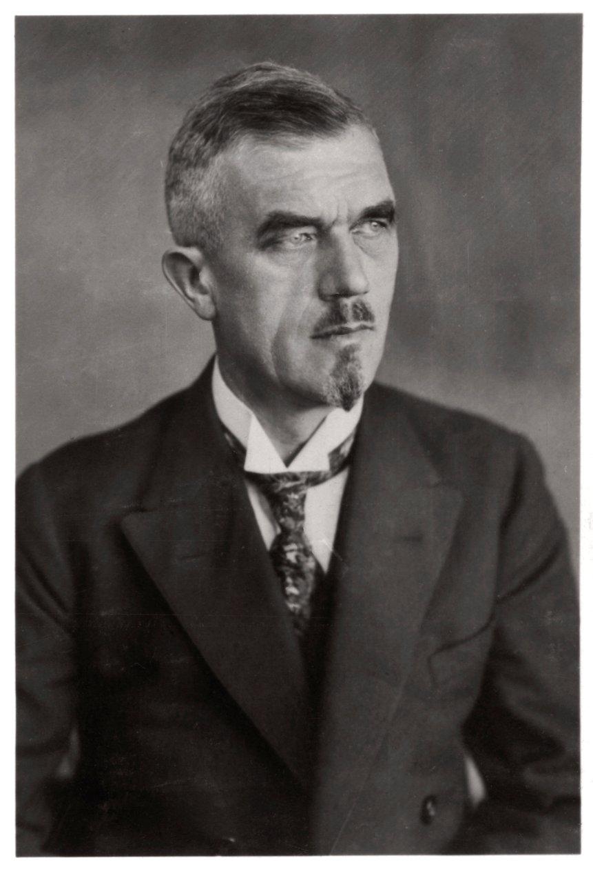 1933年19世纪末或20世纪初，德国飞艇设计师Ludwig Duerr博士 作者 不明